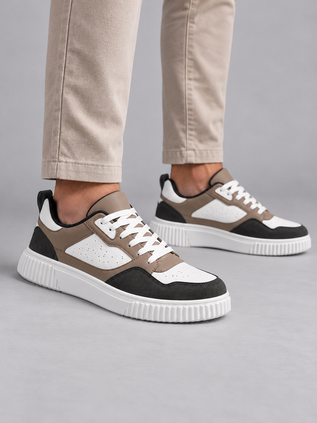 Men's Colour Block Low-Top Trainers | Lace-Up, Chunky Sole