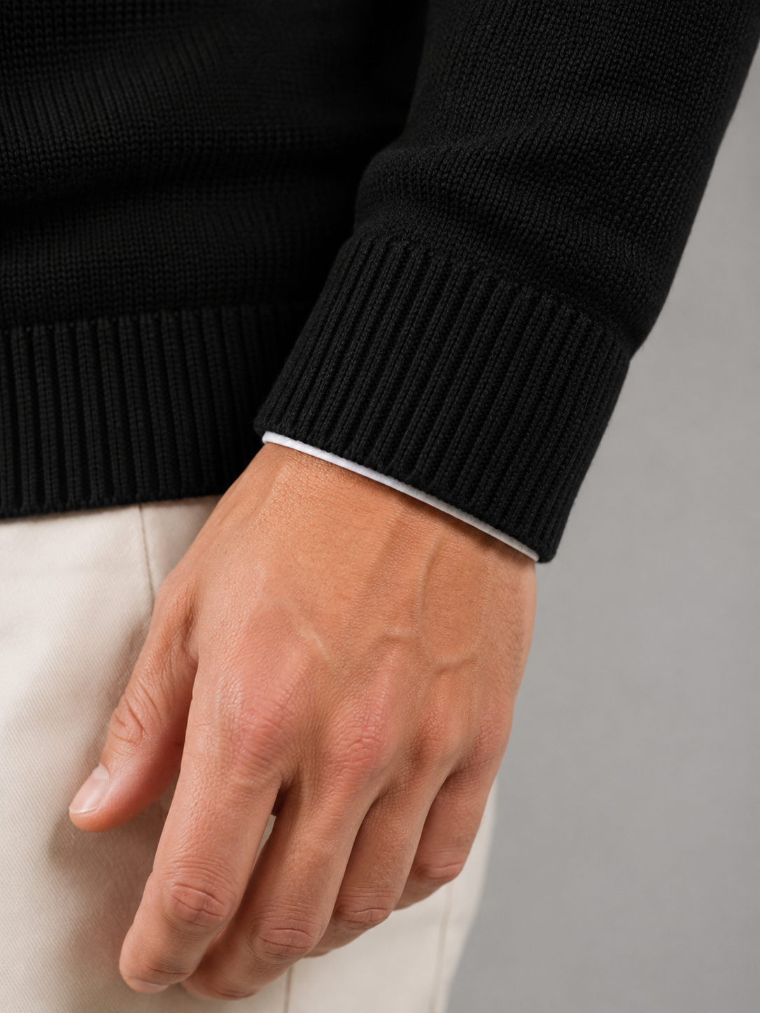 Men's Quarter-Zip Mock Neck Sweater With Contrast Trim